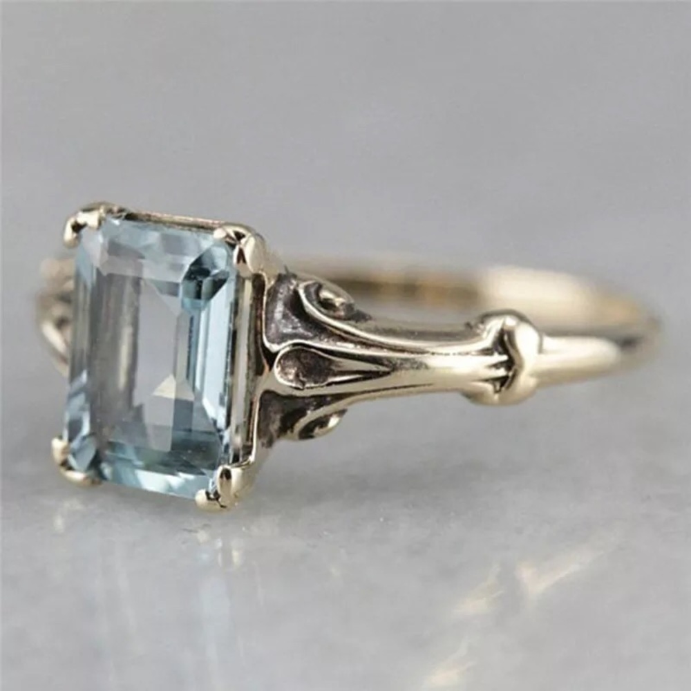 NEW VINTAGE AQUAMARINE BLUE TOPAZ RING BAND - Picture 2 of 5